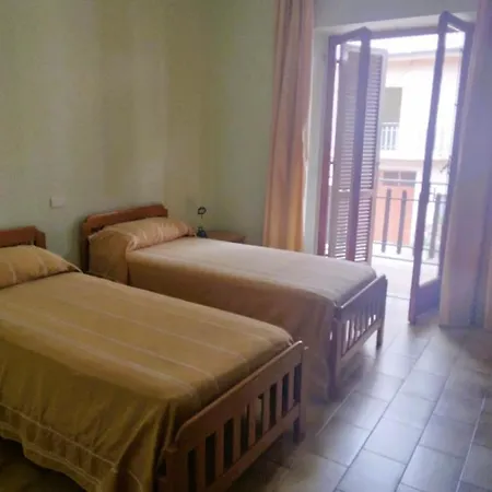 Grumentum Hotel *